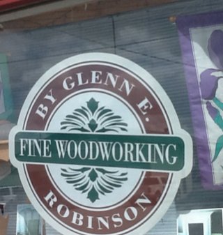 Fine Woodworking By Glenn E. Robinson